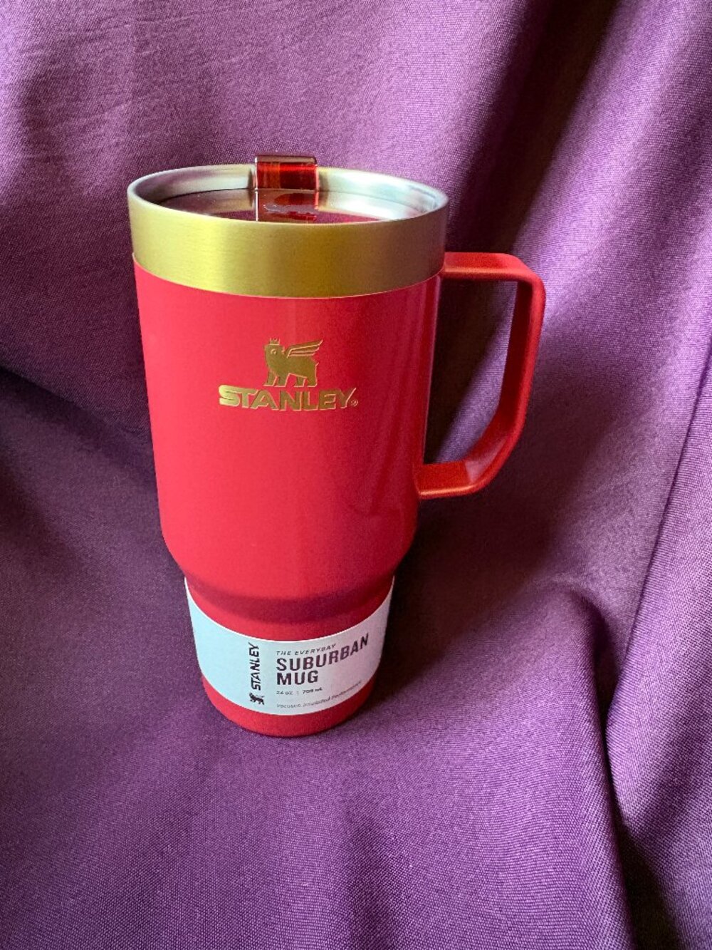 NEW Stanley Cheers & Cheer Everyday Suburban Mug 24 oz Holly Berry Gloss